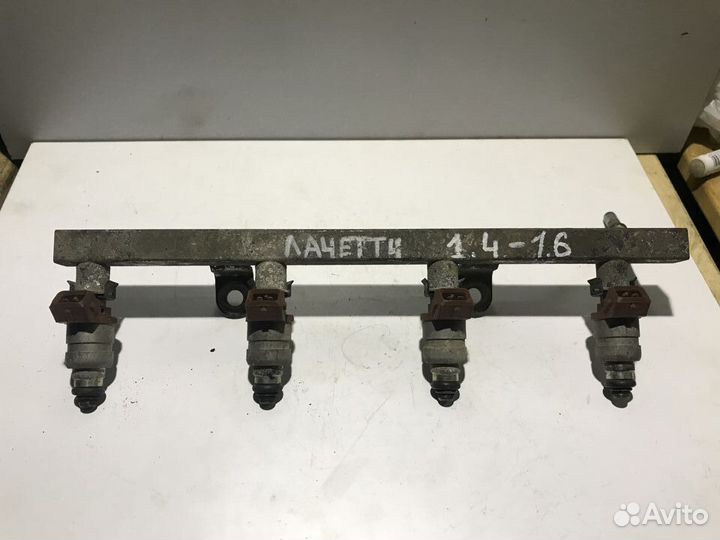 Форсунка топливная Chevrolet Lacetti