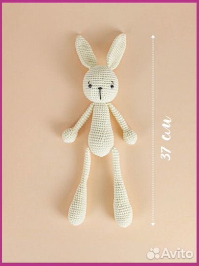 Вязаный заяц амигуруми ручной работы
