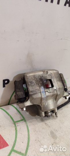 Суппорт передний правый Mitsubishi Lancer 10 CY3A