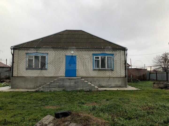 Дом 141 м² на участке 9 сот.