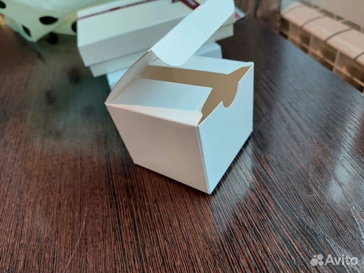 Коробка подарочная