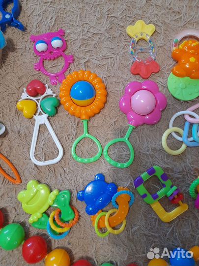 Игрушки для малышей