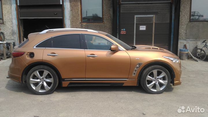 Передний бампер Infinity FX35 Jass-Rs