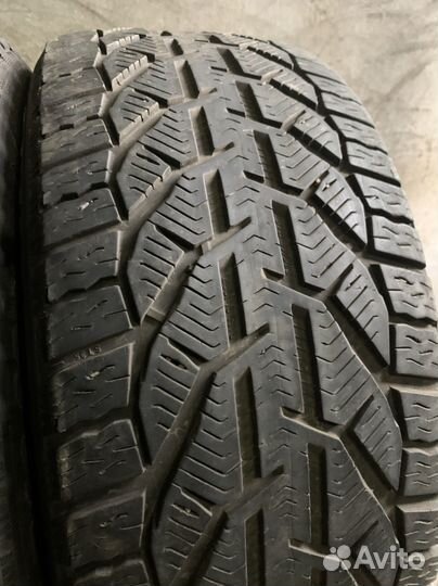 Tigar Winter 235/45 R18 98V