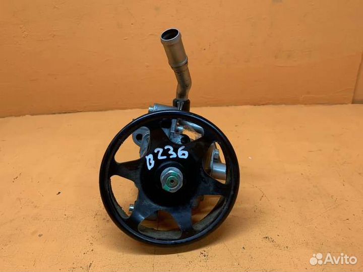 Насос гидроусилителя руля Ford Escape 3.0 2007