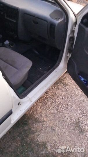 Volkswagen Caddy 1.4 МТ, 2002, 100 000 км