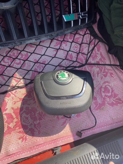 Продам руль от октавии а5 рс