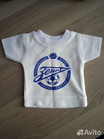 Сувенирная футболочка