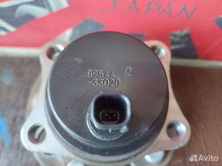 Ступица задняя правая Toyota Camry 70