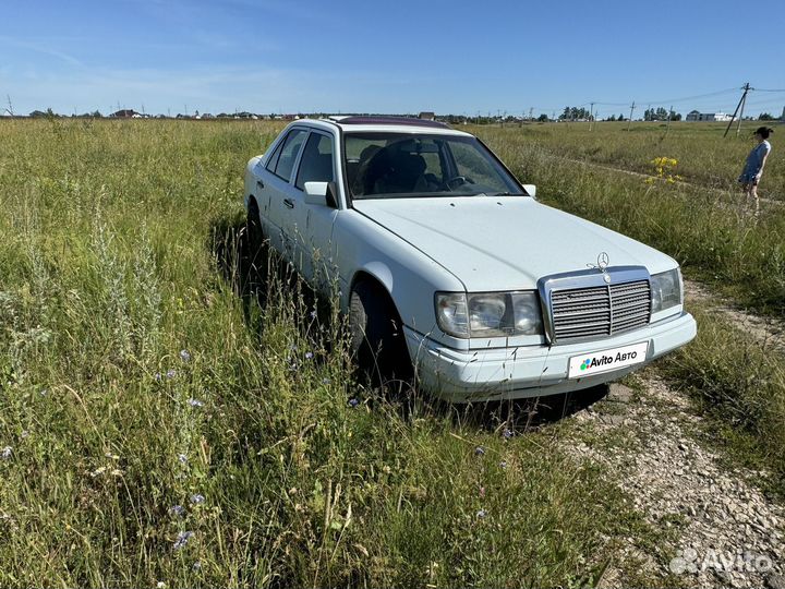 Mercedes-Benz W124 2.0 МТ, 1990, 300 000 км