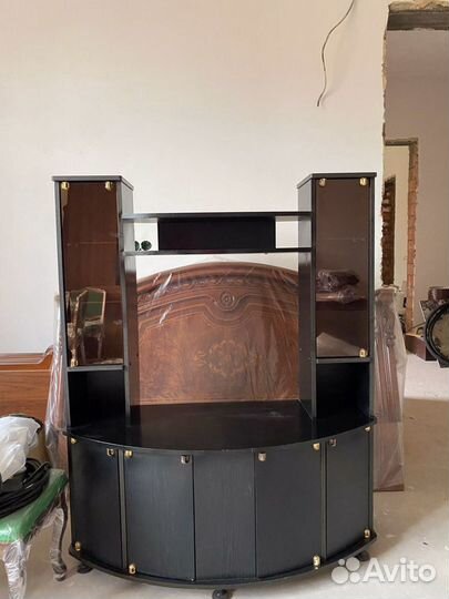 Подставка под телевизор