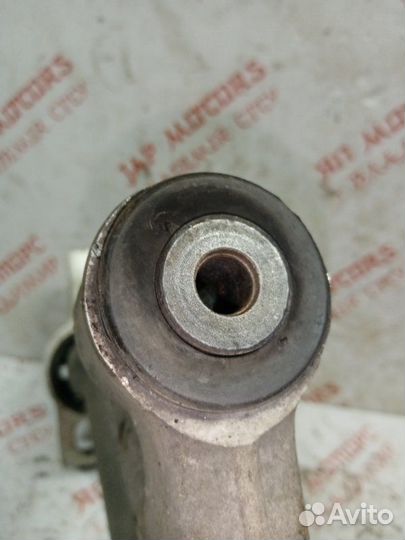 Рычаг подвески нижний передний левый Volkswagen