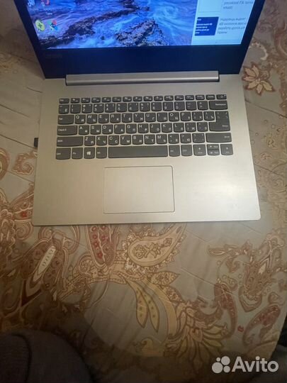 Ноутбук lenovo