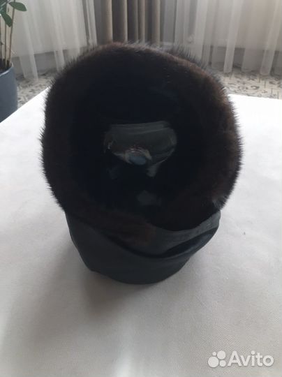 Косынка кожаная с норковой отделкой