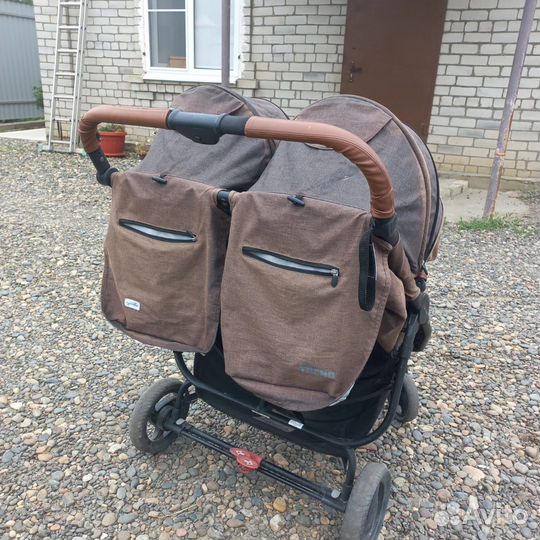 Коляска для двойни