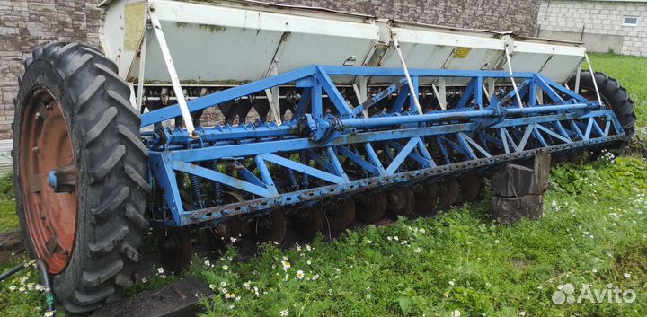 Сеялка зерновая 5.4