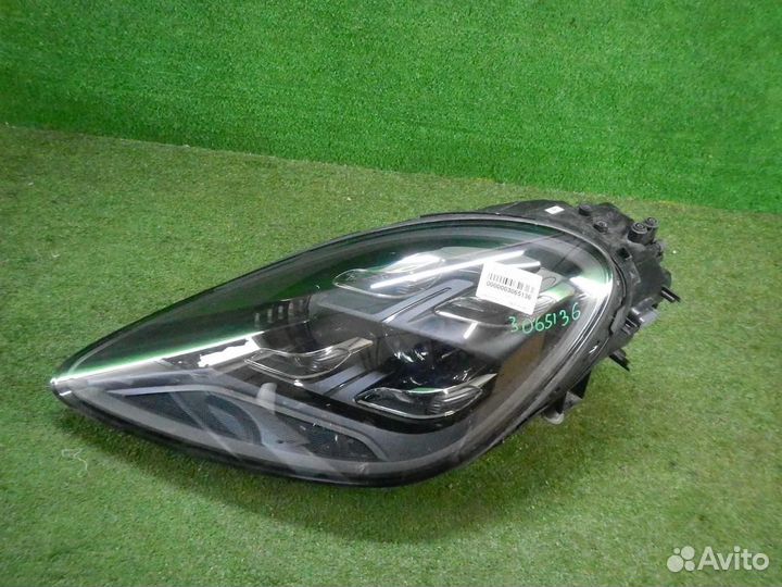 Фара левая Porsche Cayenne