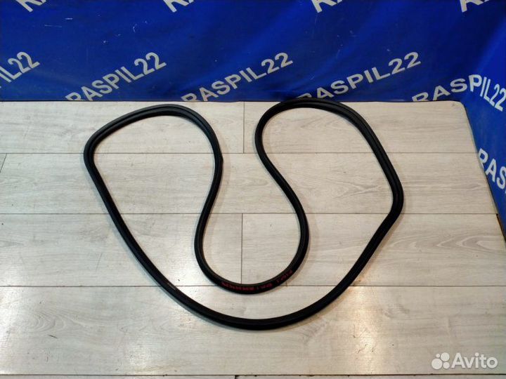 Уплотнительная резинка багажника Bmw 528I F10