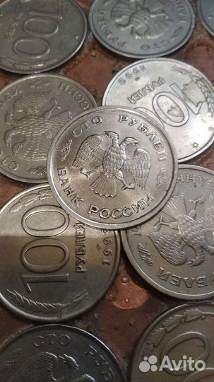 100