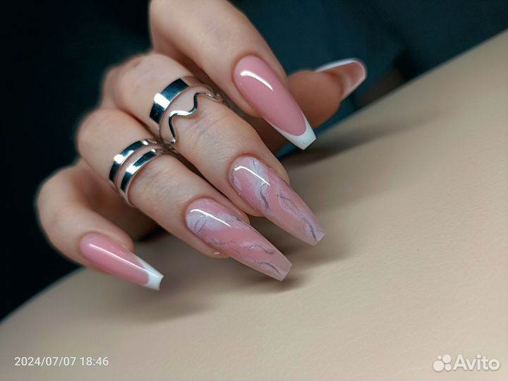 Наращивание ногтей