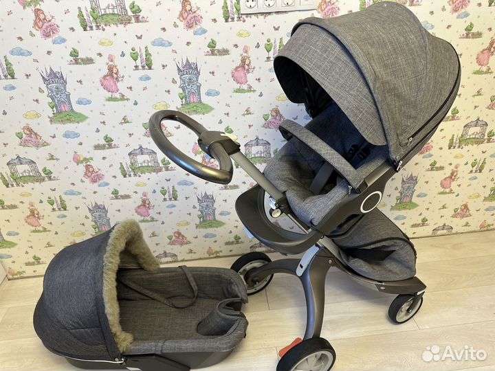 Коляска стокке stokke