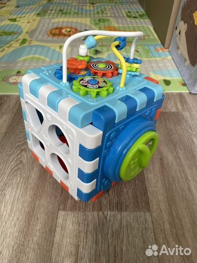 Развивающая игрушка куб