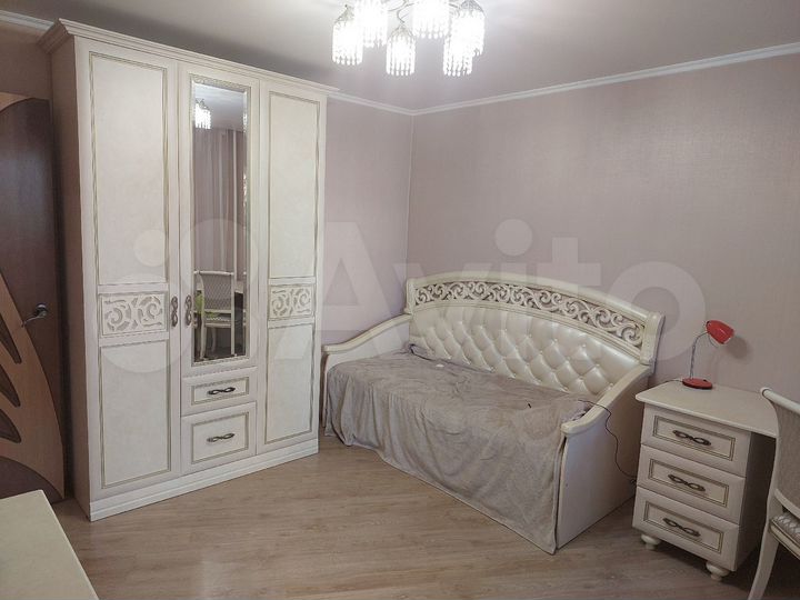 2-к. квартира, 56,3 м², 2/10 эт.