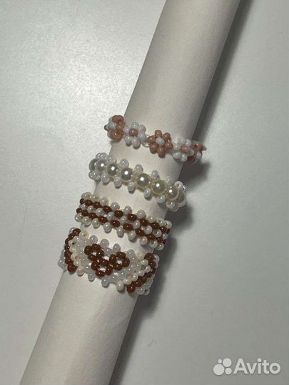 Брелок,украшения из бисера,колечки из бисера