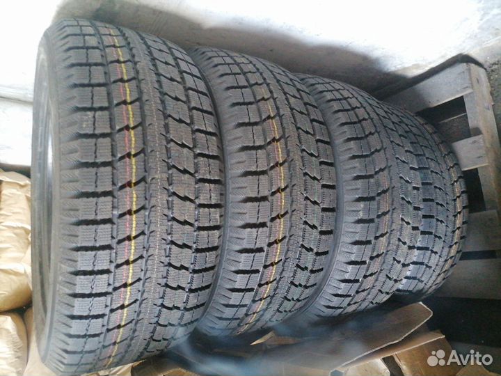 Toyo Observe GSi-5 285/50 R20