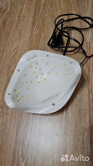 Led лампа для маникюра