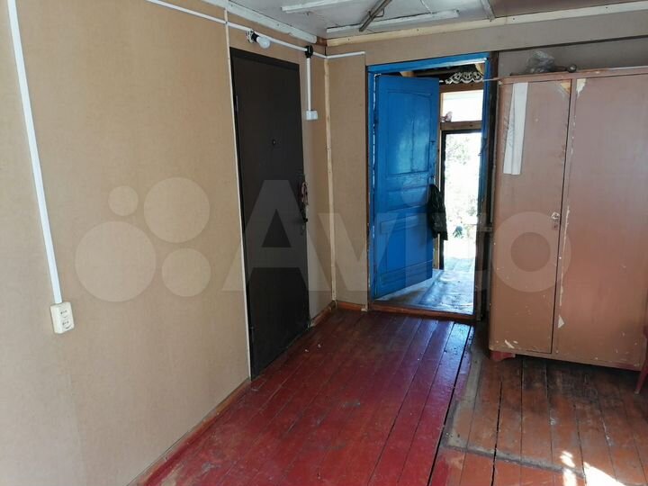 Дом 29,7 м² на участке 4 сот.