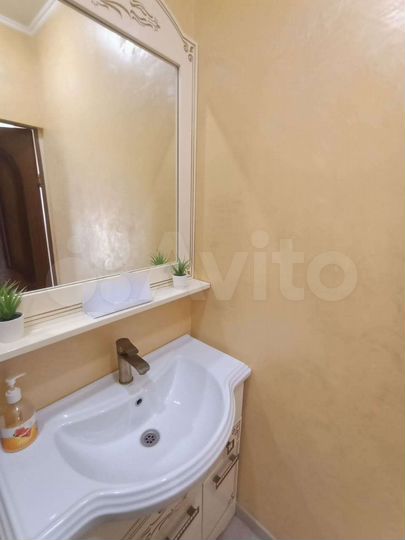 Дом 195 м² на участке 1,5 сот.