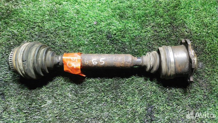 Привод передний левый Volkswagen Passat