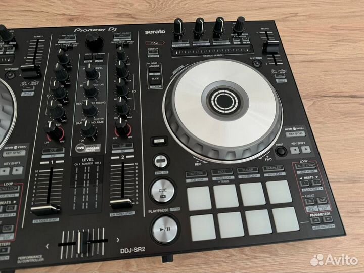 Pioneer DDJ-SR2