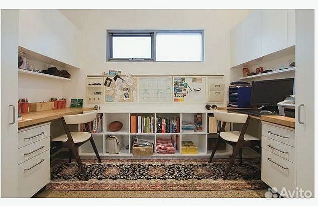 Детская рабочая зона со шкафом на заказ