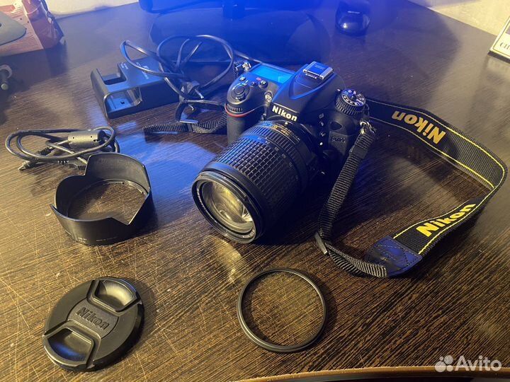 Зеркальный фотоаппарат Nikon D7100