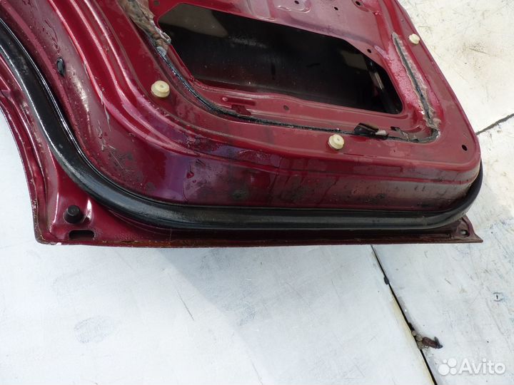 Дверь задняя Лев. Мицубиси Лансер 1989г 1.5л 62кВт