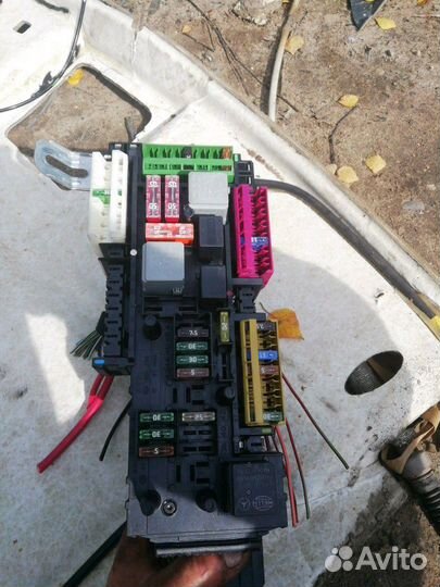 Блок предохранителей