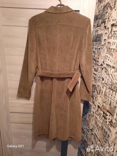 Плащ женский вельветовый. Б/у
