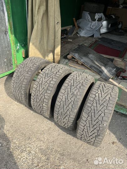 Pirelli Ice Zero 225/45 R17