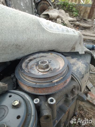 Шкиф коленвала нисан QG15