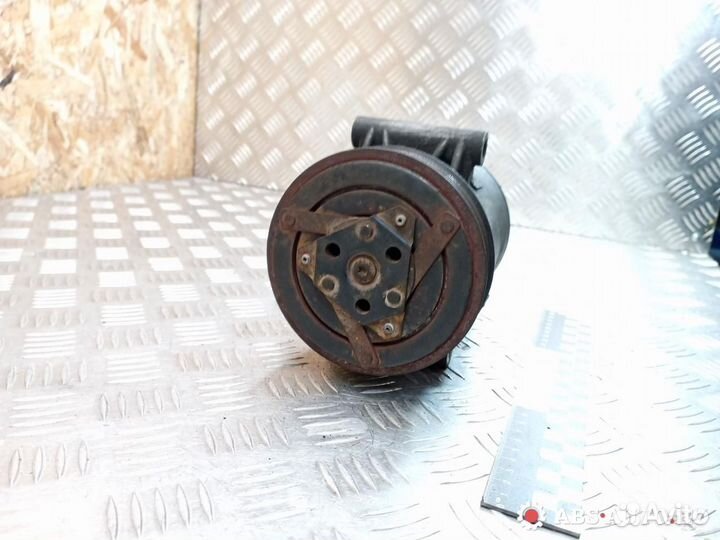 Компрессор кондиционера Renault Megane 2 рест