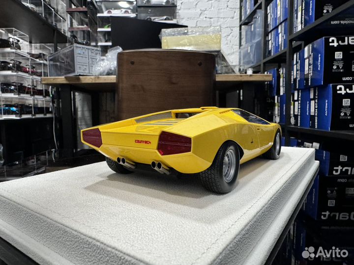 Make Up Lamborghini Countach Lp500 1:18
