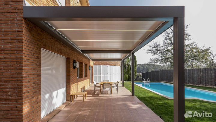 Биоклиматическая пергола с сэндвич-панелями