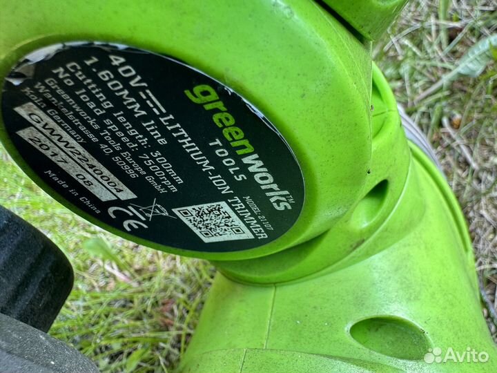 Триммер Greenworks (30 см) с АКБ и зу