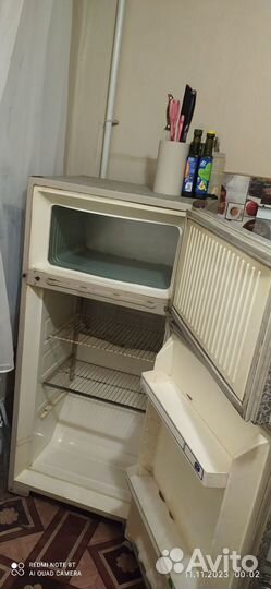 Холодильник двухкамерный Юрюзань 207 рабочий 140см