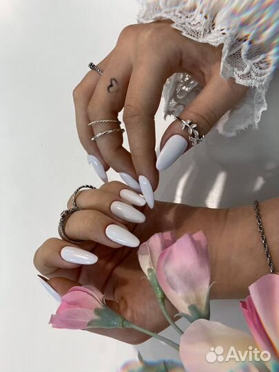 Маникюр, педикюр, наращивание ногтей