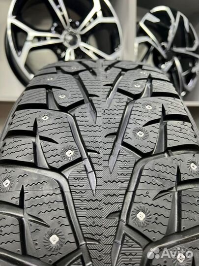 Yokohama Ice Guard Stud IG55 235/40 R18 95T