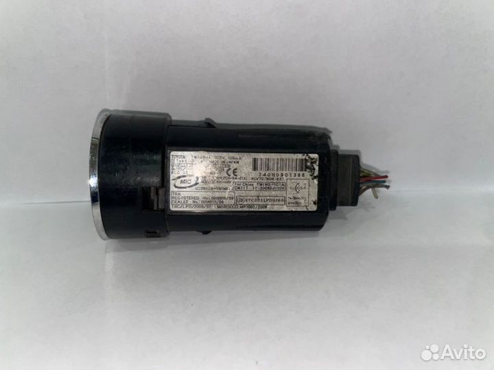 Кнопка старт стоп Toyota Highlander 2