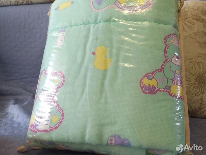 Бортики на детскую кроватку